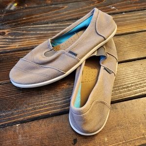Bongo Canvas Shoes